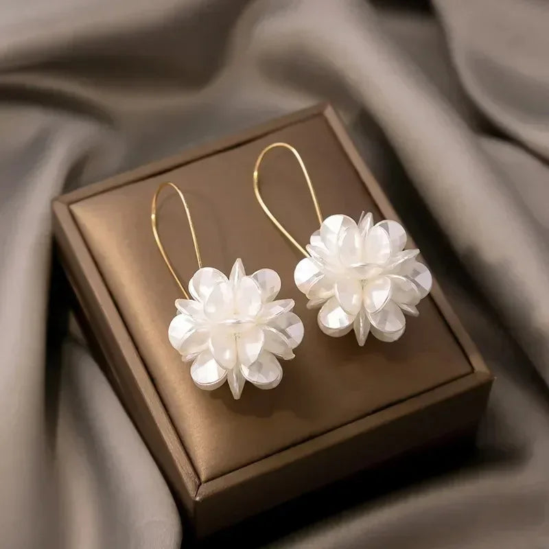 Floral Pearl Earrings